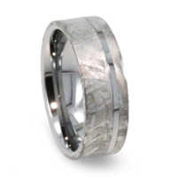 8 mm Meteorite in Tungsten Ring "Aurora"